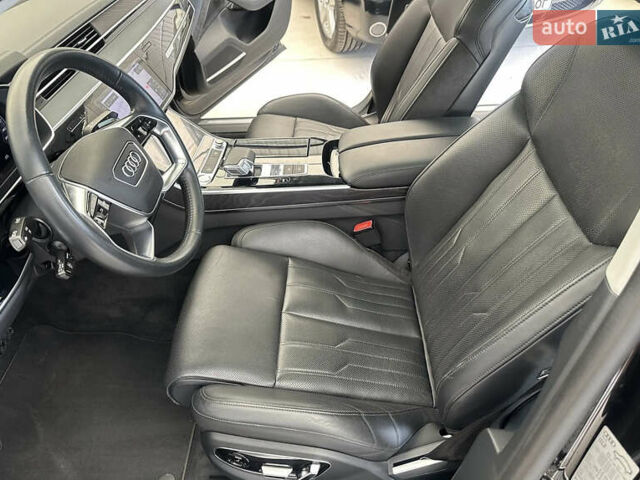 Черный Ауди А8, объемом двигателя 2.97 л и пробегом 121 тыс. км за 65000 $, фото 3 на Automoto.ua