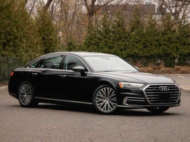 Чорний Ауді A8, об'ємом двигуна 3 л та пробігом 45 тис. км за 24000 $, фото 2 на Automoto.ua
