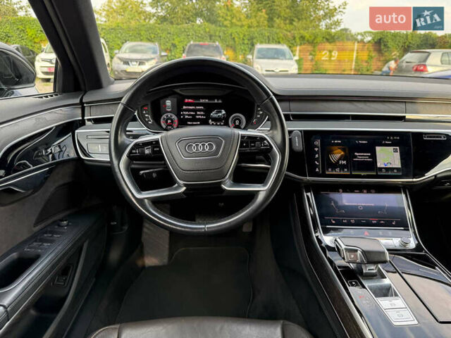 Черный Ауди А8, объемом двигателя 2.97 л и пробегом 173 тыс. км за 57000 $, фото 8 на Automoto.ua