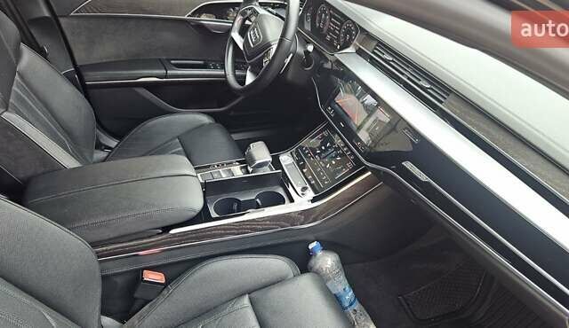 Черный Ауди А8, объемом двигателя 3.99 л и пробегом 60 тыс. км за 53000 $, фото 11 на Automoto.ua