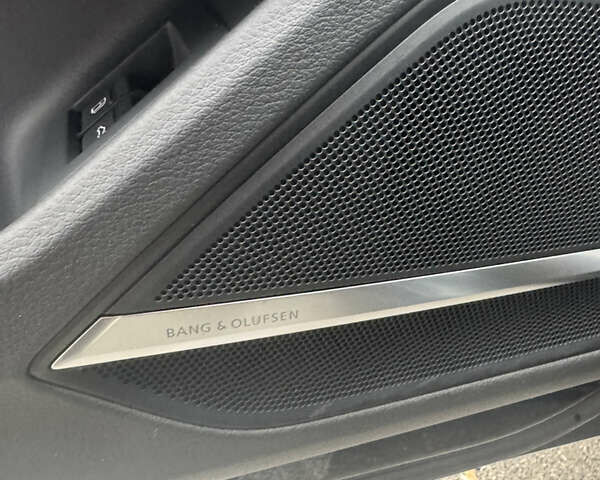 Черный Ауди А8, объемом двигателя 3 л и пробегом 87 тыс. км за 68900 $, фото 16 на Automoto.ua