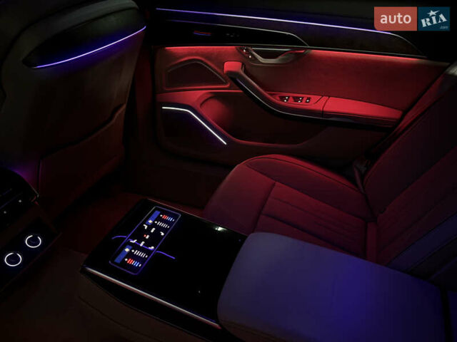 Чорний Ауді A8, об'ємом двигуна 3.99 л та пробігом 76 тис. км за 53900 $, фото 32 на Automoto.ua