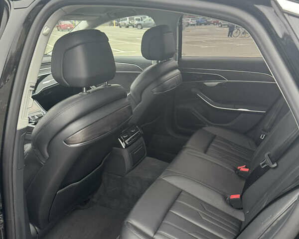 Черный Ауди А8, объемом двигателя 3 л и пробегом 87 тыс. км за 68900 $, фото 7 на Automoto.ua