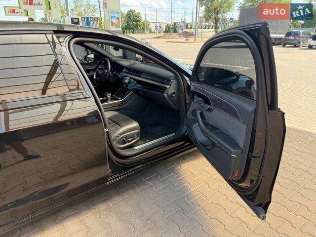 Чорний Ауді A8, об'ємом двигуна 2.97 л та пробігом 156 тис. км за 49500 $, фото 23 на Automoto.ua