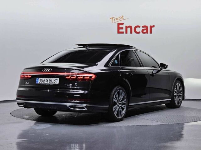 Чорний Ауді A8, об'ємом двигуна 0 л та пробігом 63 тис. км за 37356 $, фото 1 на Automoto.ua