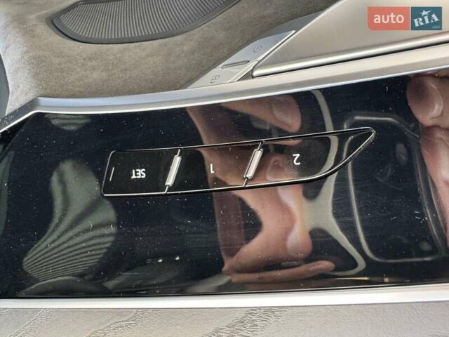 Ауди А8 2021 в Киеве на Automoto.ua Черный Ауди А8, объемом двигателя 2.97 л и пробегом 98 тыс. км за 67500 $, фото 18 на Automoto.ua