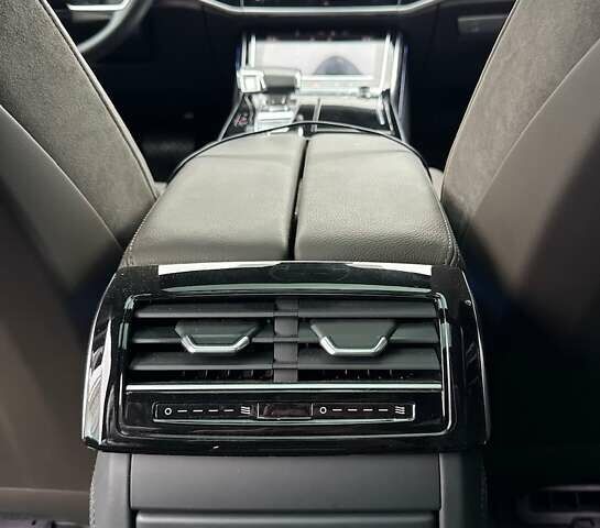 Чорний Ауді A8, об'ємом двигуна 3 л та пробігом 78 тис. км за 62500 $, фото 80 на Automoto.ua
