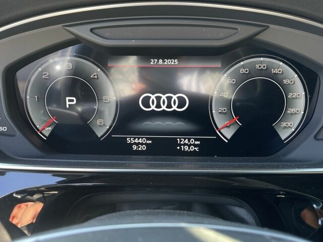 Черный Ауди А8, объемом двигателя 2.97 л и пробегом 55 тыс. км за 57000 $, фото 7 на Automoto.ua