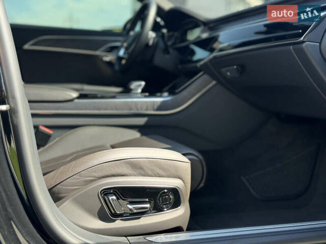 Черный Ауди А8, объемом двигателя 2.97 л и пробегом 43 тыс. км за 65000 $, фото 9 на Automoto.ua