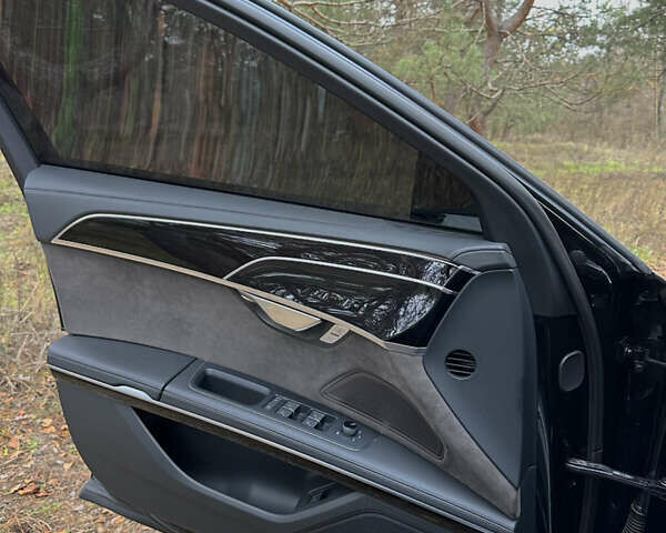 Чорний Ауді A8, об'ємом двигуна 3 л та пробігом 124 тис. км за 55000 $, фото 13 на Automoto.ua
