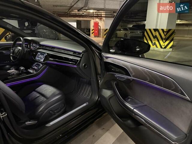Ауди А8 2021 в Киеве на Automoto.ua Черный Ауди А8, объемом двигателя 2.97 л и пробегом 98 тыс. км за 64999 $, фото 71 на Automoto.ua
