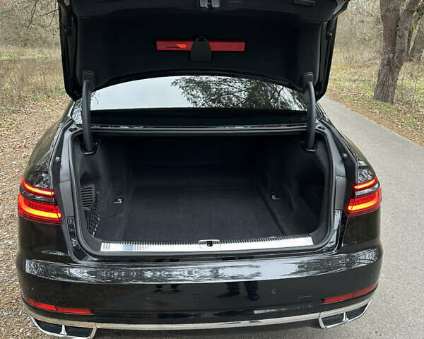 Чорний Ауді A8, об'ємом двигуна 3 л та пробігом 124 тис. км за 55000 $, фото 7 на Automoto.ua