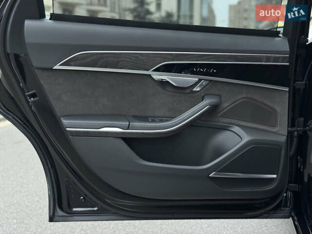 Черный Ауди А8, объемом двигателя 2.97 л и пробегом 160 тыс. км за 53900 $, фото 48 на Automoto.ua