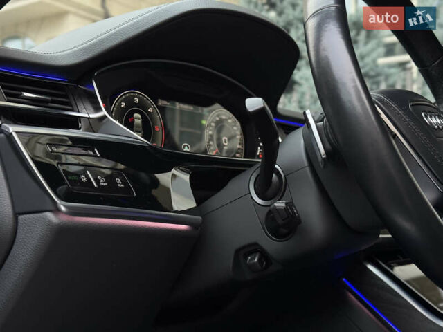 Чорний Ауді A8, об'ємом двигуна 2.97 л та пробігом 160 тис. км за 55000 $, фото 22 на Automoto.ua