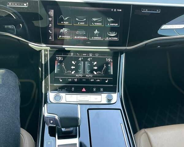 Чорний Ауді A8, об'ємом двигуна 2.97 л та пробігом 120 тис. км за 55000 $, фото 16 на Automoto.ua