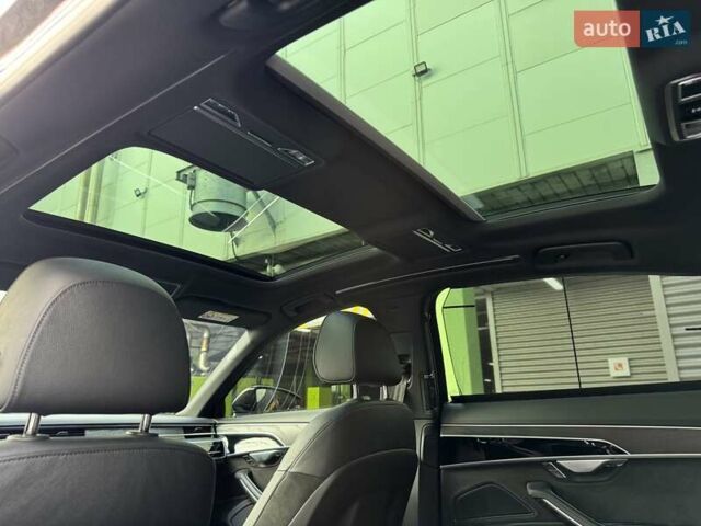 Ауди А8 2021 в Киеве на Automoto.ua Черный Ауди А8, объемом двигателя 2.97 л и пробегом 98 тыс. км за 67500 $, фото 42 на Automoto.ua