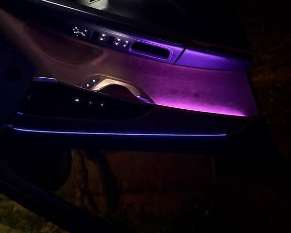 Чорний Ауді A8, об'ємом двигуна 3.99 л та пробігом 111 тис. км за 55700 $, фото 6 на Automoto.ua