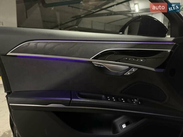 Ауди А8 2021 в Киеве на Automoto.ua Черный Ауди А8, объемом двигателя 2.97 л и пробегом 98 тыс. км за 64999 $, фото 23 на Automoto.ua