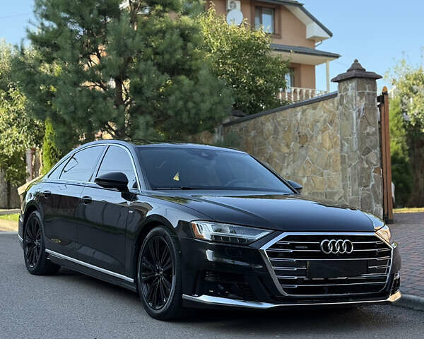 Чорний Ауді A8, об'ємом двигуна 3.99 л та пробігом 111 тис. км за 55700 $, фото 1 на Automoto.ua