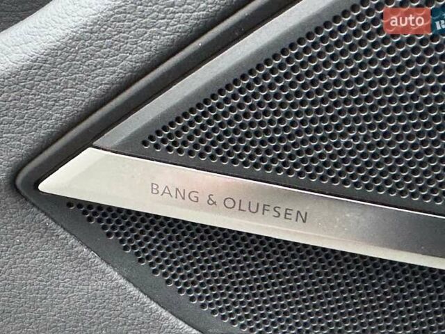 Чорний Ауді A8, об'ємом двигуна 3 л та пробігом 78 тис. км за 62500 $, фото 30 на Automoto.ua