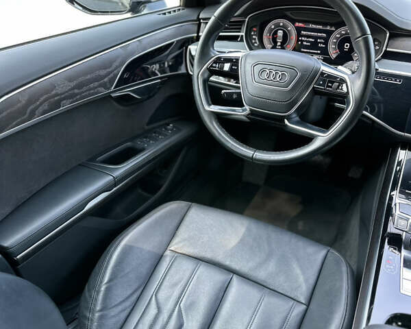 Чорний Ауді A8, об'ємом двигуна 2.97 л та пробігом 98 тис. км за 57900 $, фото 11 на Automoto.ua