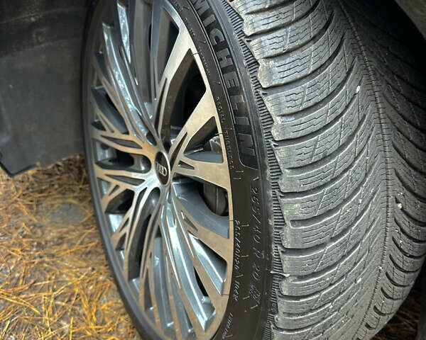 Чорний Ауді A8, об'ємом двигуна 3 л та пробігом 124 тис. км за 55000 $, фото 9 на Automoto.ua