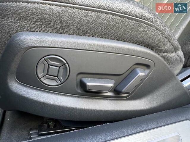 Ауди А8 2021 в Киеве на Automoto.ua Черный Ауди А8, объемом двигателя 2.97 л и пробегом 98 тыс. км за 67500 $, фото 21 на Automoto.ua