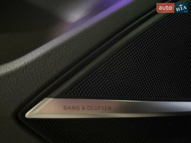 Ауди А8 2021 в Киеве на Automoto.ua Черный Ауди А8, объемом двигателя 2.97 л и пробегом 98 тыс. км за 64999 $, фото 56 на Automoto.ua