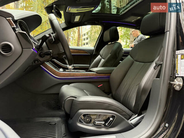 Ауди А8 2021 в Киеве на Automoto.ua Черный Ауди А8, объемом двигателя 4 л и пробегом 21 тыс. км за 88888 $, фото 3 на Automoto.ua