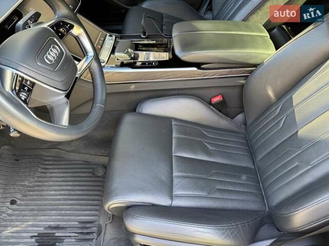 Ауди А8 2021 в Львове на Automoto.ua Черный Ауди А8, объемом двигателя 2.97 л и пробегом 87 тыс. км за 60000 $, фото 10 на Automoto.ua