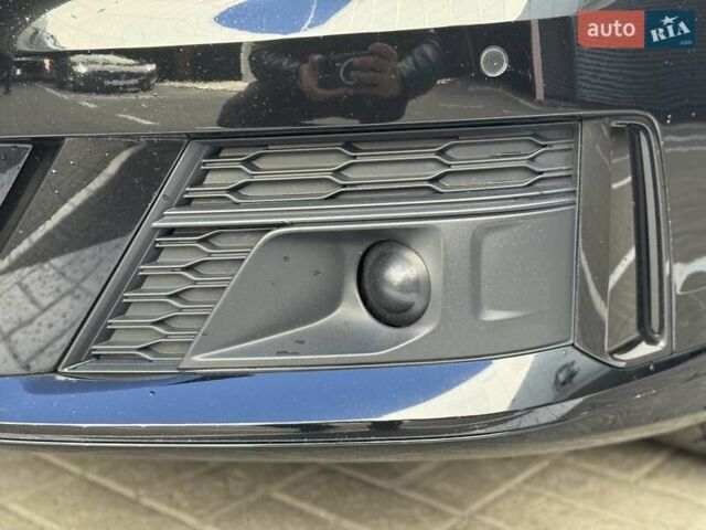 Ауди А8 2021 в Киеве на Automoto.ua Черный Ауди А8, объемом двигателя 2.97 л и пробегом 98 тыс. км за 67500 $, фото 6 на Automoto.ua