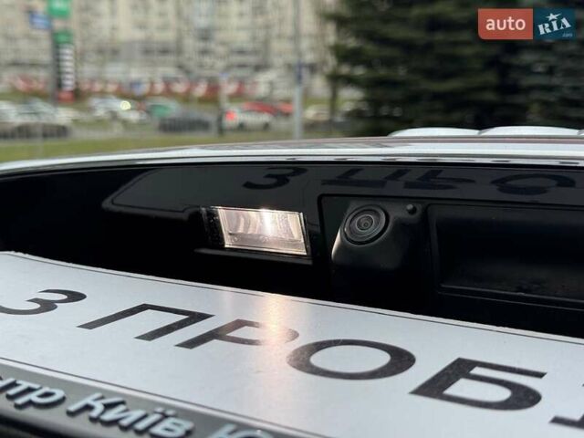 Чорний Ауді A8, об'ємом двигуна 3 л та пробігом 78 тис. км за 62500 $, фото 17 на Automoto.ua