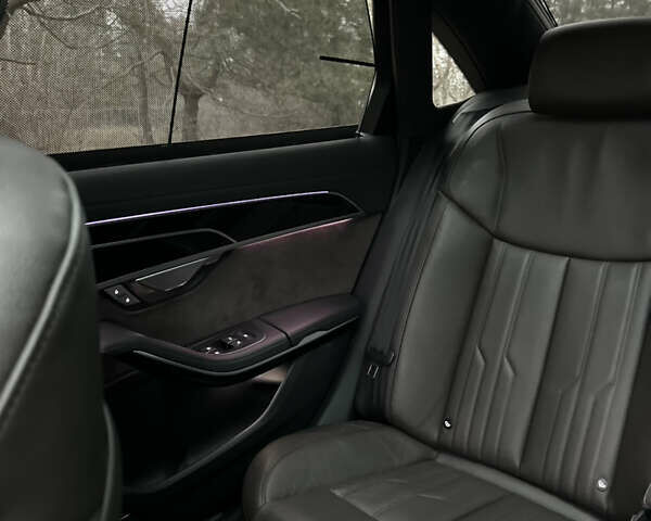 Чорний Ауді A8, об'ємом двигуна 3 л та пробігом 124 тис. км за 55000 $, фото 12 на Automoto.ua