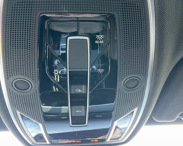 Чорний Ауді A8, об'ємом двигуна 2.97 л та пробігом 120 тис. км за 55000 $, фото 18 на Automoto.ua