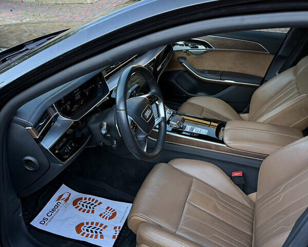 Чорний Ауді A8, об'ємом двигуна 3.99 л та пробігом 111 тис. км за 55700 $, фото 20 на Automoto.ua