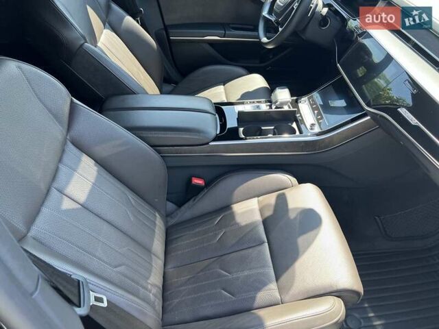 Черный Ауди А8, объемом двигателя 2.97 л и пробегом 47 тыс. км за 69900 $, фото 18 на Automoto.ua