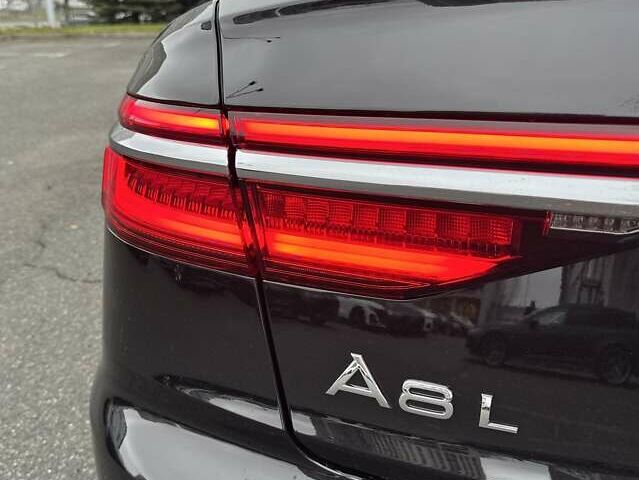 Чорний Ауді A8, об'ємом двигуна 3 л та пробігом 78 тис. км за 62500 $, фото 99 на Automoto.ua