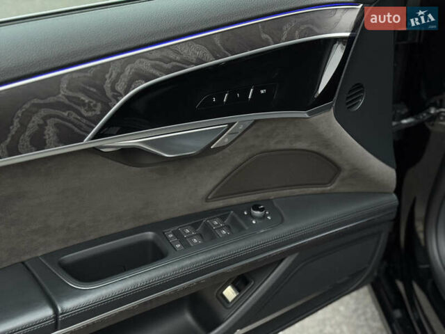 Чорний Ауді A8, об'ємом двигуна 2.97 л та пробігом 160 тис. км за 55000 $, фото 47 на Automoto.ua