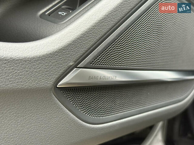 Ауди А8 2021 в Киеве на Automoto.ua Черный Ауди А8, объемом двигателя 4 л и пробегом 21 тыс. км за 88888 $, фото 10 на Automoto.ua