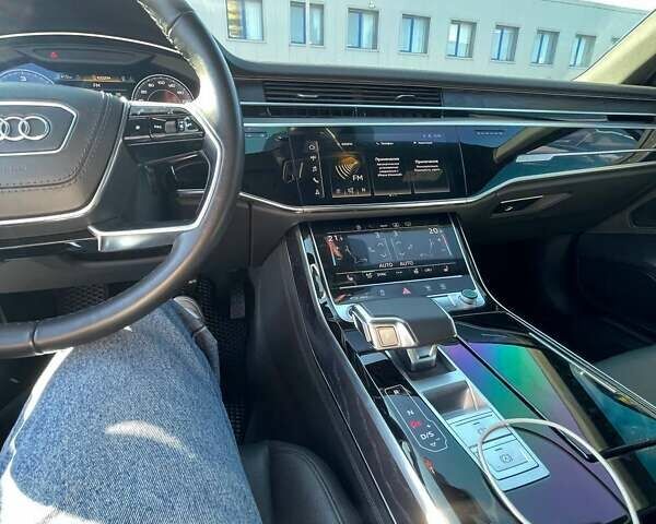 Чорний Ауді A8, об'ємом двигуна 2.97 л та пробігом 56 тис. км за 57700 $, фото 5 на Automoto.ua