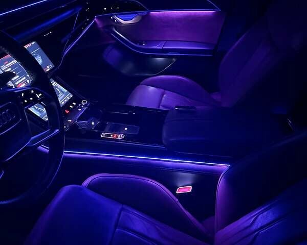 Чорний Ауді A8, об'ємом двигуна 3.99 л та пробігом 111 тис. км за 55700 $, фото 5 на Automoto.ua