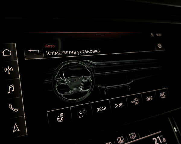Черный Ауди А8, объемом двигателя 2.97 л и пробегом 44 тыс. км за 69950 $, фото 38 на Automoto.ua