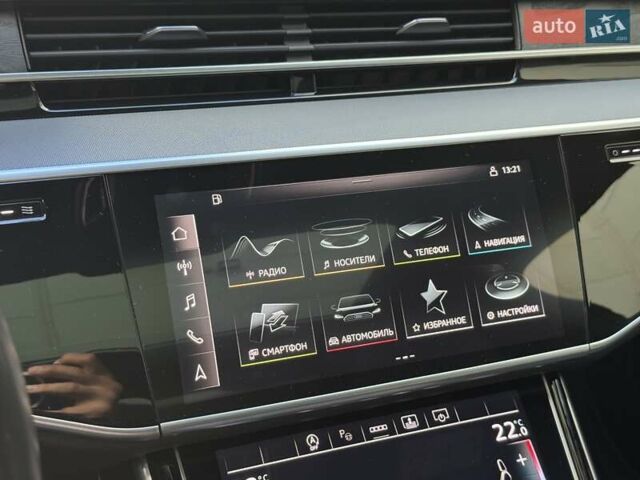 Ауди А8 2021 в Киеве на Automoto.ua Черный Ауди А8, объемом двигателя 2.97 л и пробегом 98 тыс. км за 67500 $, фото 29 на Automoto.ua