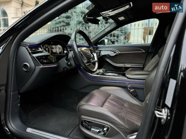 Чорний Ауді A8, об'ємом двигуна 2.97 л та пробігом 160 тис. км за 55000 $, фото 13 на Automoto.ua