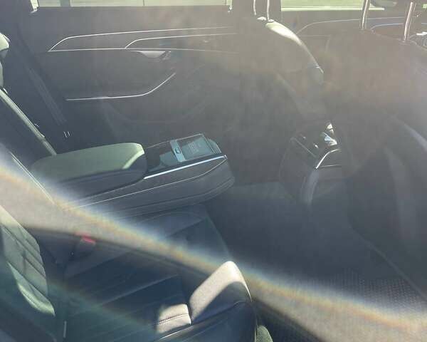 Чорний Ауді A8, об'ємом двигуна 2.97 л та пробігом 56 тис. км за 57700 $, фото 20 на Automoto.ua