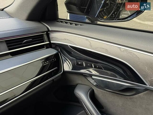 Ауди А8 2021 в Киеве на Automoto.ua Черный Ауди А8, объемом двигателя 2.97 л и пробегом 98 тыс. км за 67500 $, фото 38 на Automoto.ua