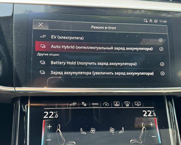Черный Ауди А8, объемом двигателя 3 л и пробегом 134 тыс. км за 77900 $, фото 38 на Automoto.ua