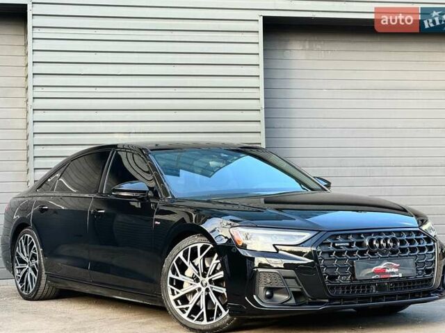 Черный Ауди А8, объемом двигателя 3 л и пробегом 56 тыс. км за 66900 $, фото 2 на Automoto.ua