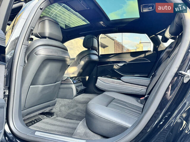 Черный Ауди А8, объемом двигателя 3 л и пробегом 56 тыс. км за 66900 $, фото 27 на Automoto.ua