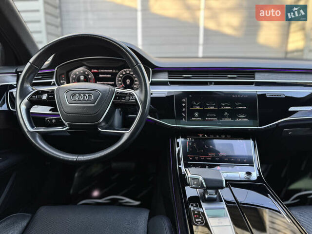 Черный Ауди А8, объемом двигателя 3 л и пробегом 56 тыс. км за 66900 $, фото 18 на Automoto.ua